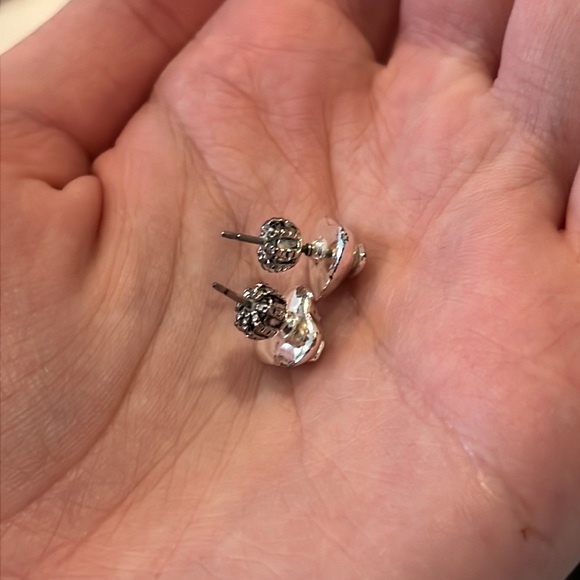 Juicy Couture Heart Earrings - Picture 3 of 5